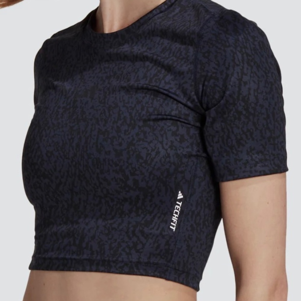 NWT -Women's adidas  Training Crop Top - XLarge